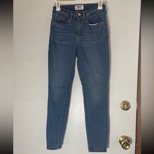 Denizen from Levi’s High Rise Skinny
